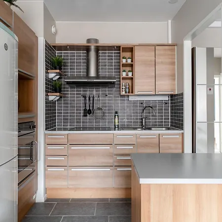 Heartful 1Br Apartment With Balcony Next To Railway Station - Hosted By 2Ndhomes Tampere Extérieur photo