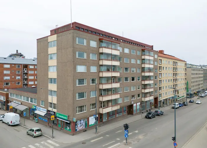Heartful 1Br Apartment With Balcony Next To Railway Station - Hosted By 2Ndhomes