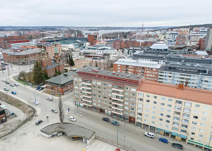 Heartful 1Br Apartment With Balcony Next To Railway Station - Hosted By 2Ndhomes