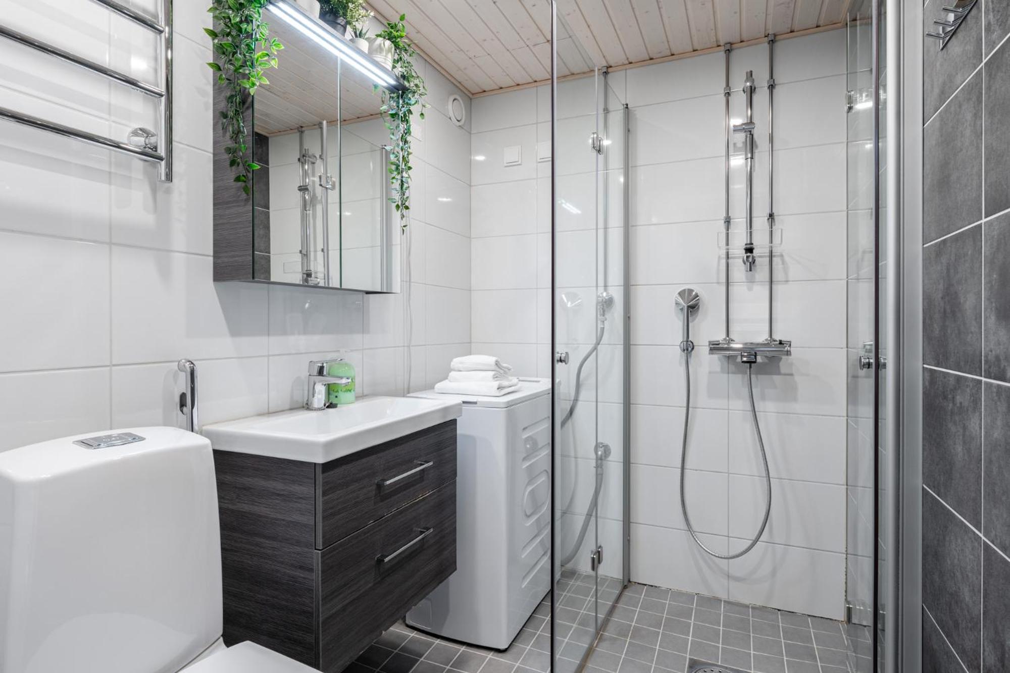 Heartful 1br With Balcony Next To Railway Station - Hosted By 2ndhomes Appartement *